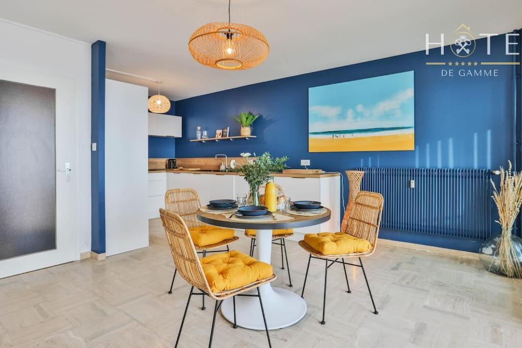 Appartement Central, Vue Mer Epoustouflante. لي سابلِ دولونْ المظهر الخارجي الصورة