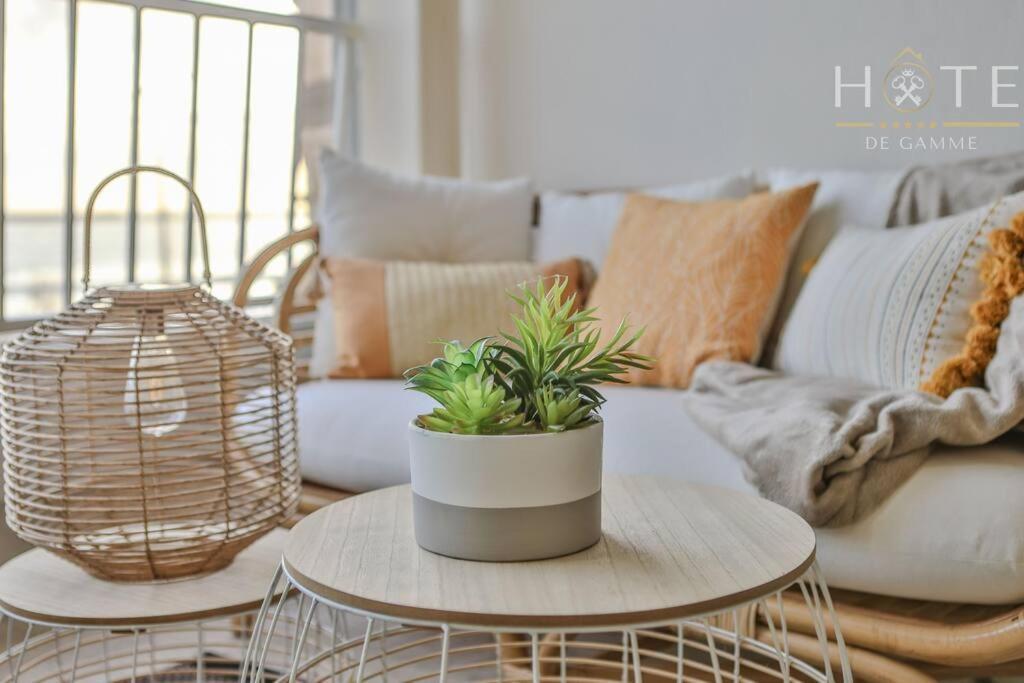 Appartement Central, Vue Mer Epoustouflante. لي سابلِ دولونْ المظهر الخارجي الصورة